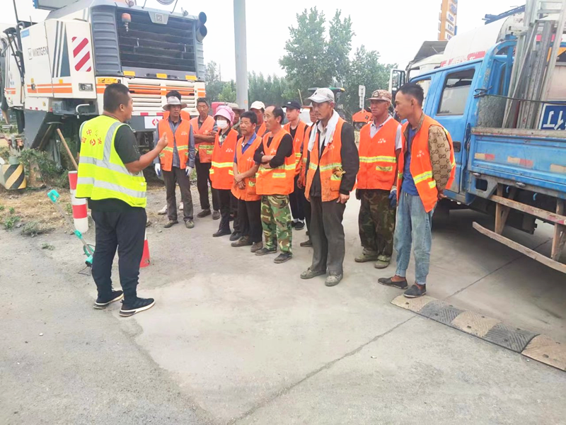 機(jī)施化施工公司路面小修工作動(dòng)態(tài)