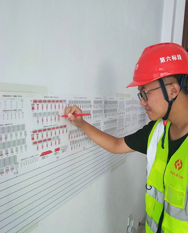 我是魯中公路的新兵：臨臨高速項目部實習生陳建寧