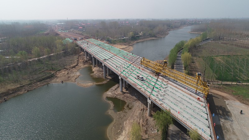 凝心聚力、繆力同心——G205山深線郯城繞城段項目全力沖刺年度目標
