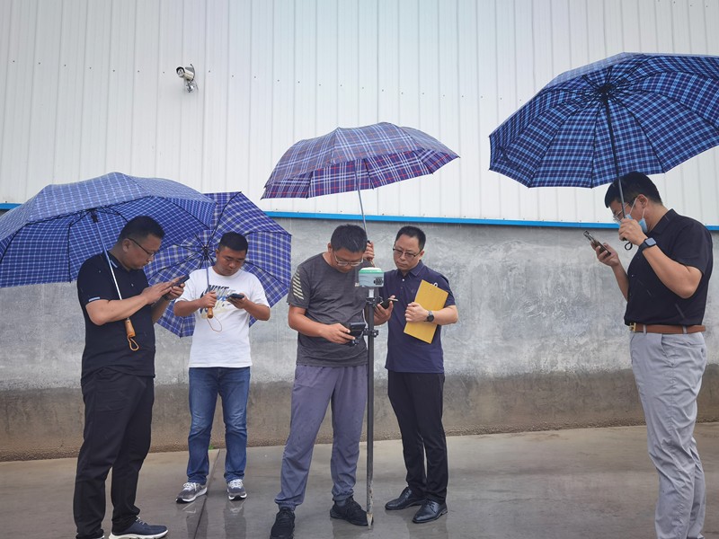 進(jìn)行測(cè)繪質(zhì)量成果內(nèi)業(yè)檢查_副本