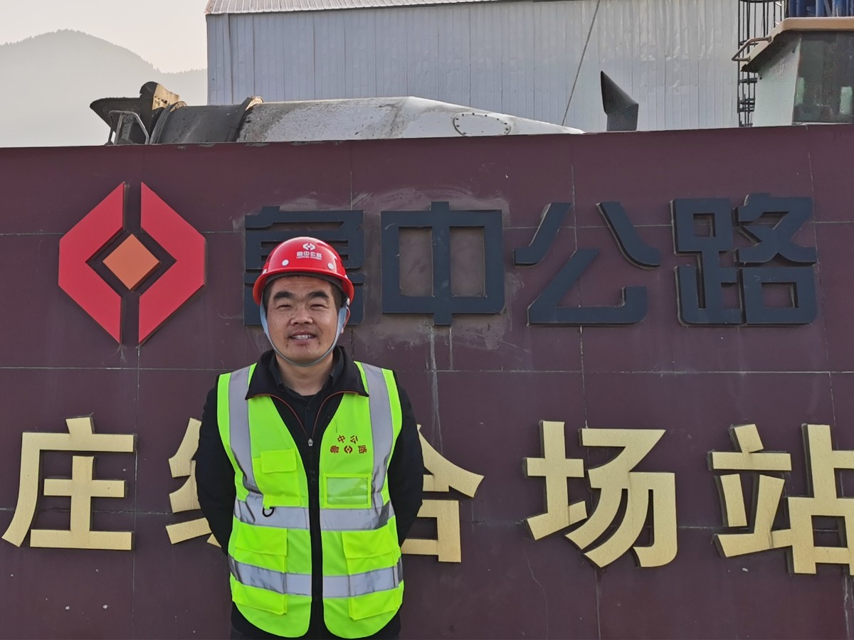 尋找最美公路人：踏踏實(shí)實(shí)做人、勤勤懇懇做事的董衛(wèi)