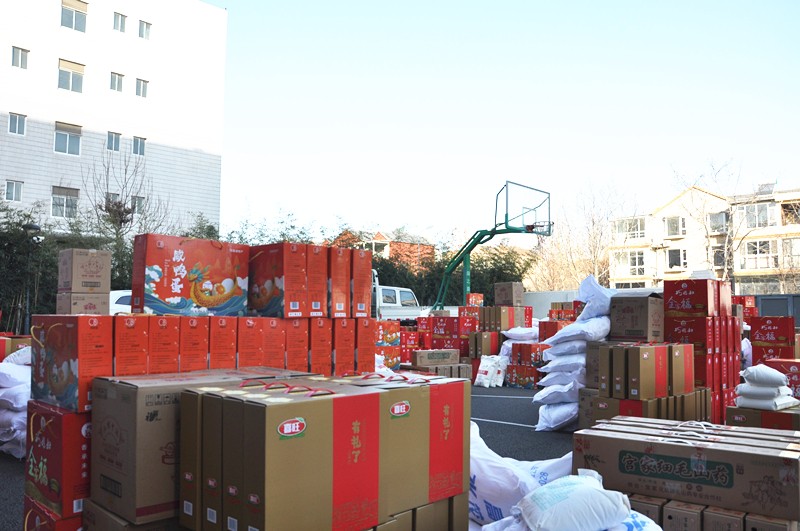 年貨發(fā)放，祝我們的2023更加精彩