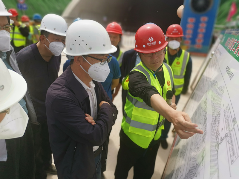 省交通運(yùn)輸廳對臨臨項(xiàng)目進(jìn)行隧道工程專項(xiàng)檢查