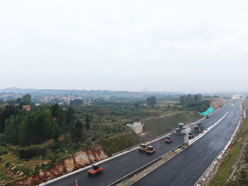 5、施工起點(diǎn)至Y021分離立交處油層施工_副本