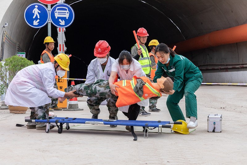 3、演練救援_副本