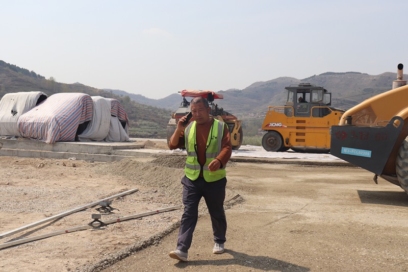 機(jī)務(wù)科長(zhǎng)丁修濤電話溝通工作事宜_副本 機(jī)務(wù)科長(zhǎng)丁修濤電話溝通工作事宜_副本