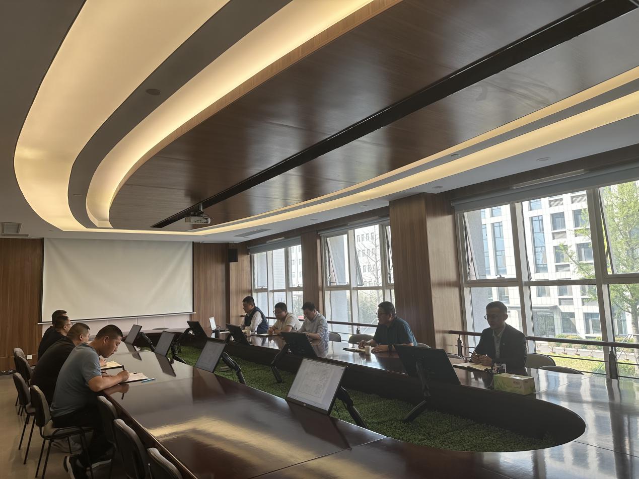 公司對本年度主要項(xiàng)目召開策劃評審會議