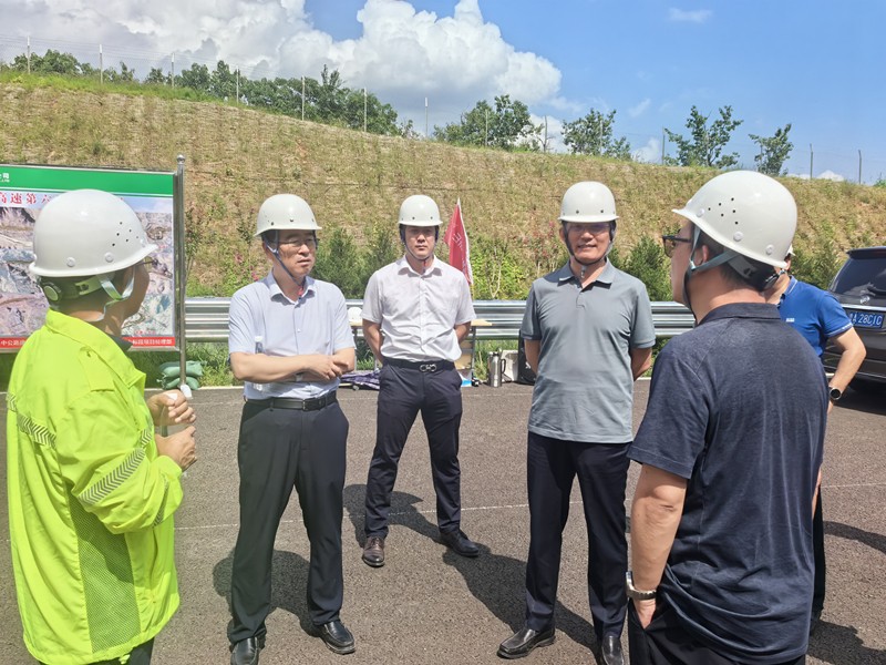 b52531f3f1f0b2b69e8aaa094cfd188_副本