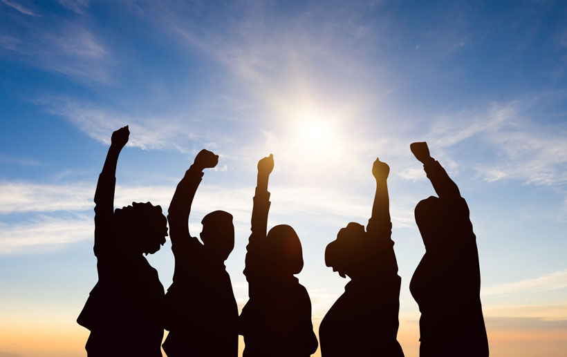 向著春天，奔赴希望