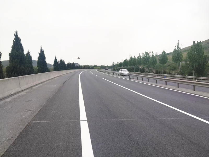 【一提三?！縎102大中修工程全線通車 譜寫暢通出行新畫卷