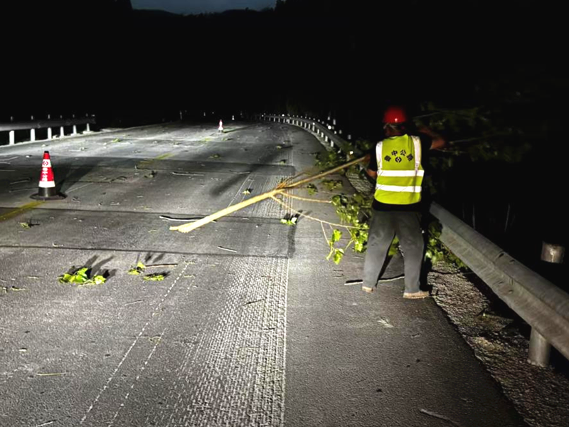 【一提三保】五一不打烊，放假不放松，S232張魯線項(xiàng)目筑牢安全防線