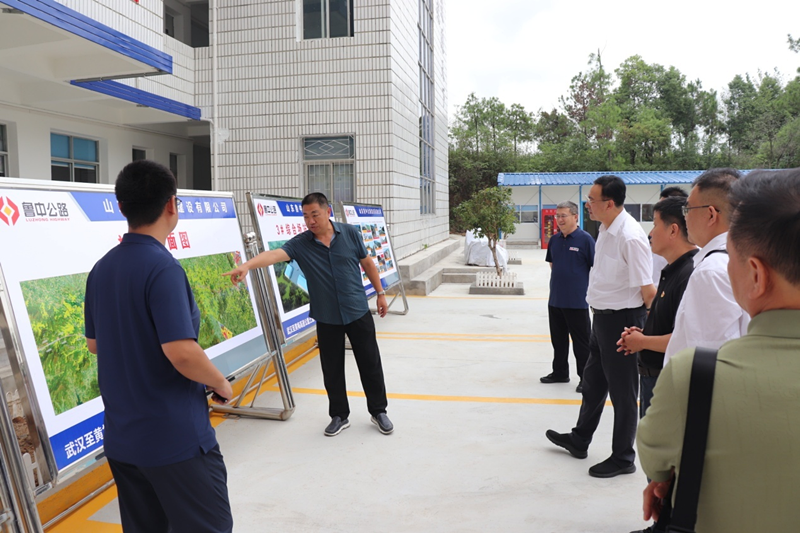 淄博市政府、市交通運輸局蒞臨魯中公路湖北項目視察指導工作