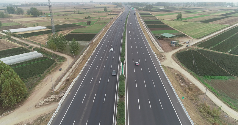 京滬高速改擴(kuò)建、嵐羅高速、濟(jì)南大東環(huán)、濰日高速濰坊連接線四項(xiàng)目正式通車