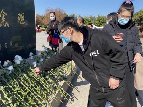 【抓作風(fēng) 創(chuàng)效益】第二工程公司組織開展“不忘初心、牢記使命”主題團(tuán)建活動(dòng)