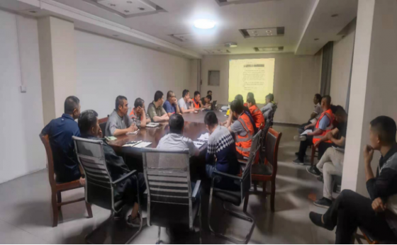 抓質(zhì)量、保安全、促進(jìn)度--文昌湖預(yù)制場項(xiàng)目部工地例會(huì)見實(shí)效