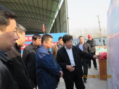 市紀(jì)委、市公路局領(lǐng)導(dǎo)視查S102濟青線公路建設(shè)情況