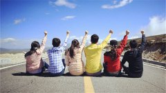 少年回頭望，笑我還不快跟上