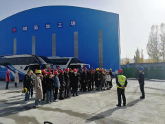 山東交通學院師生赴青蘭二標預制場參觀學習