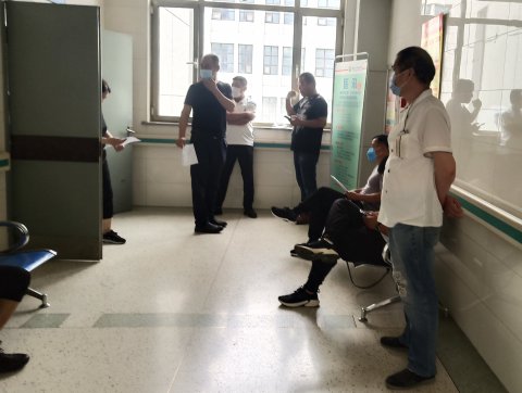 魯中公路第三工程公司關(guān)愛員工，關(guān)注健康在行動