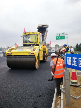 百尺竿頭更進一步