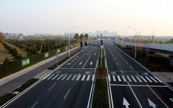 淄博高鐵新城站西路項目完成道路施工