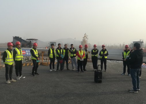 青蘭項目部組織第二期現(xiàn)場實踐培訓