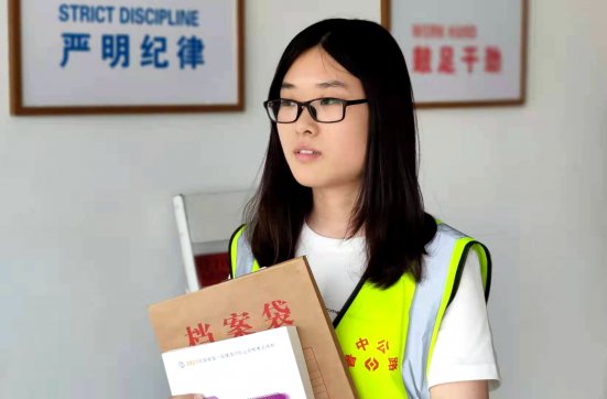 學會戰(zhàn)勝自我，放飛青春