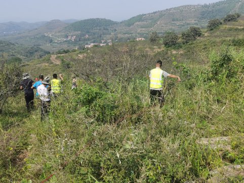 【抓作風(fēng) 創(chuàng)效益】臨臨高速六標(biāo)開(kāi)展曹家頂隧道臨時(shí)征地評(píng)估工作