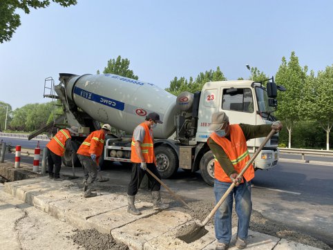 主動出擊，攻堅克難，第二區(qū)域項目部全力推進(jìn)G205山深線施工